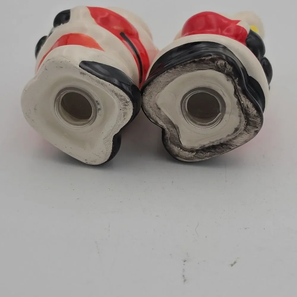 Vintage  Christmas Ceramic Kissing Santa and Mrs. Claus Salt and Pepper Shakers